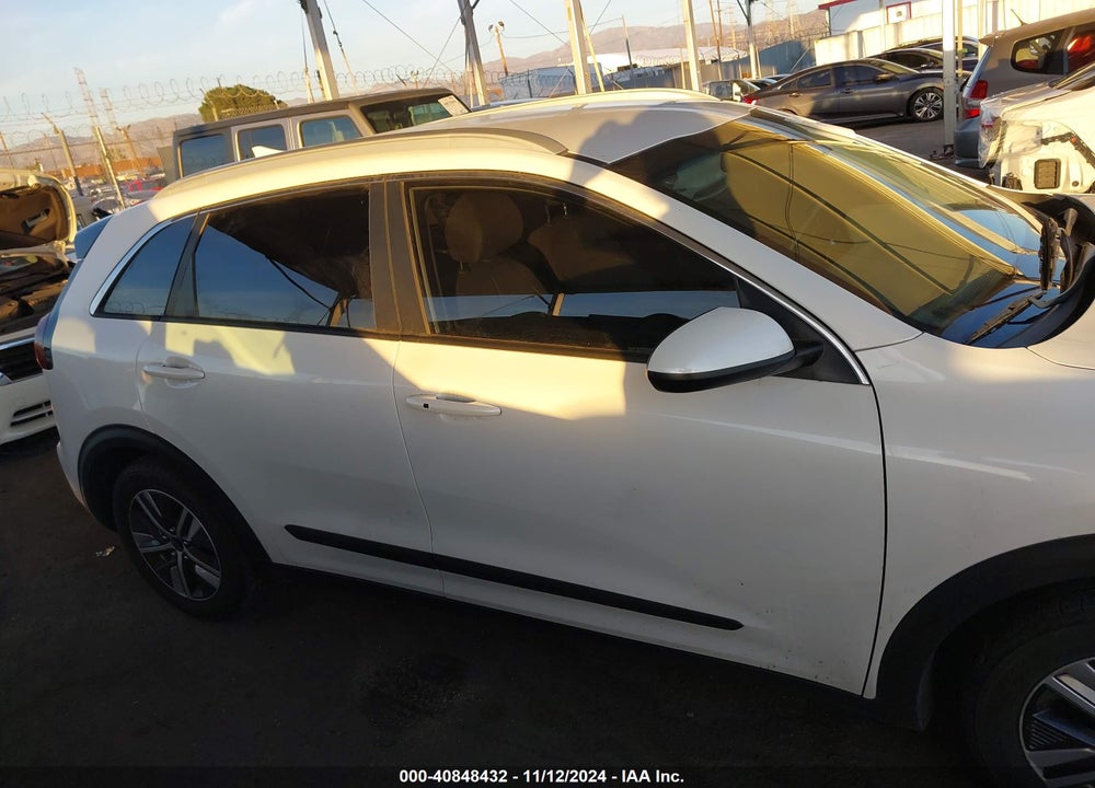 2021 KIA NIRO LXS VIN: KNDCB3LC9M5463861