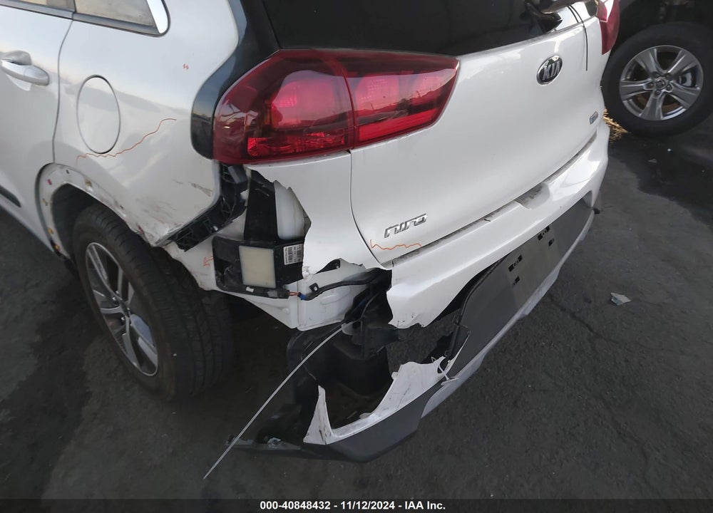2021 KIA NIRO LXS VIN: KNDCB3LC9M5463861