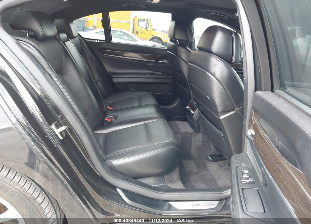 2012 BMW 750I XDRIVE VIN: WBAKC6C57CC396275