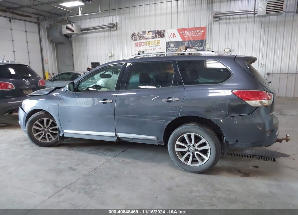 2014 NISSAN PATHFINDER SL VIN: 5N1AR2MM0EC647213