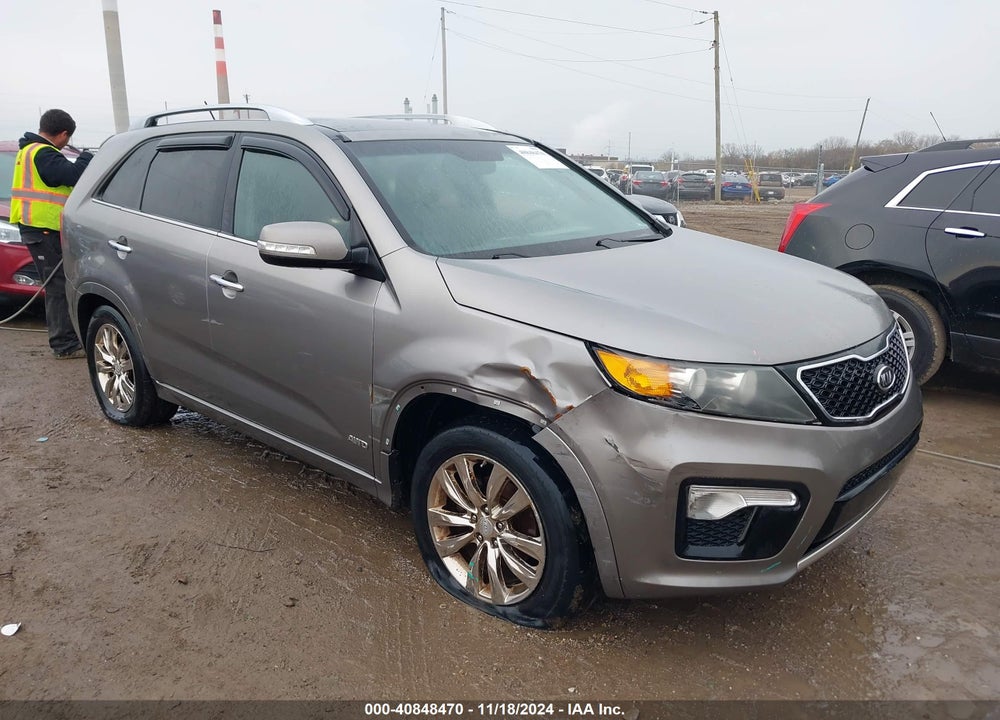 2012 KIA SORENTO VIN: 5XYKWDA28CG214117