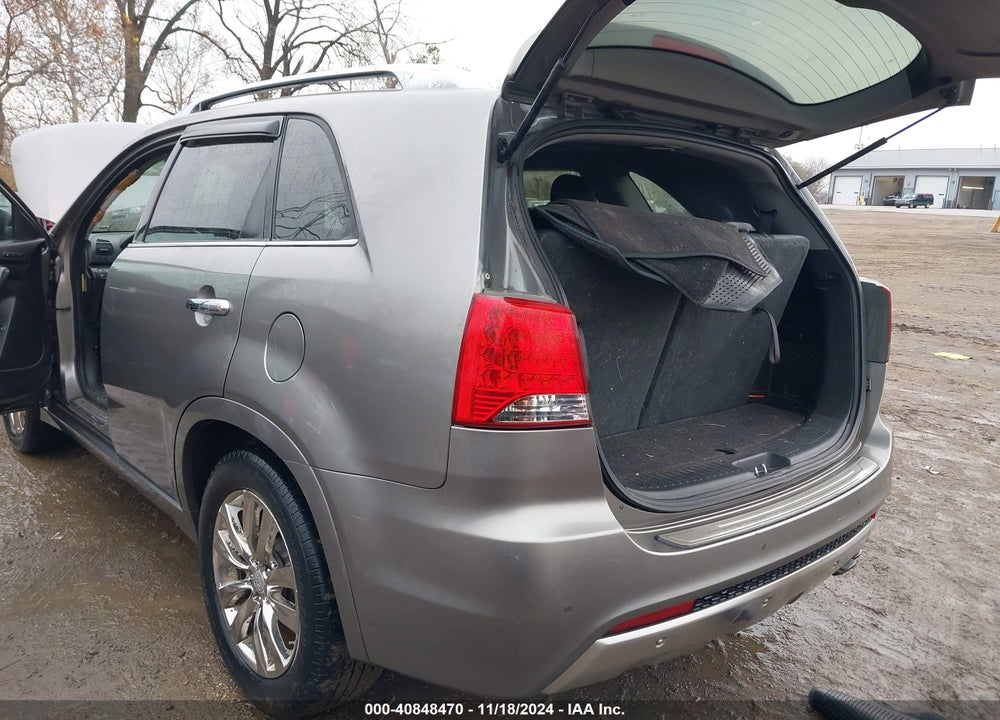 2012 KIA SORENTO VIN: 5XYKWDA28CG214117