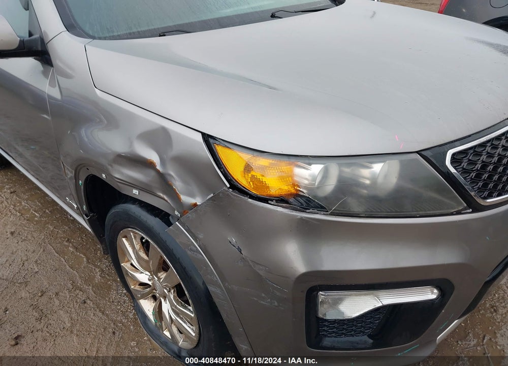 2012 KIA SORENTO VIN: 5XYKWDA28CG214117