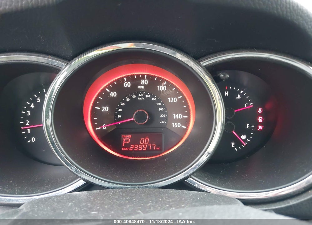 2012 KIA SORENTO VIN: 5XYKWDA28CG214117