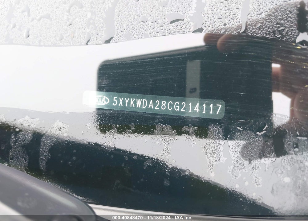 2012 KIA SORENTO VIN: 5XYKWDA28CG214117