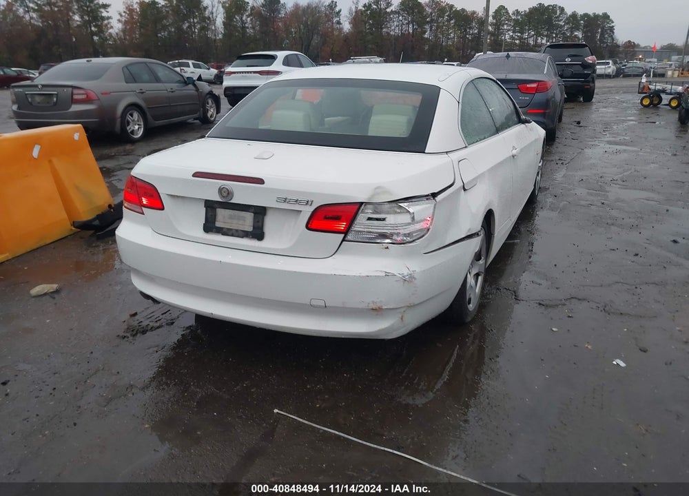 2009 BMW 328I VIN: WBAWR33509P343272
