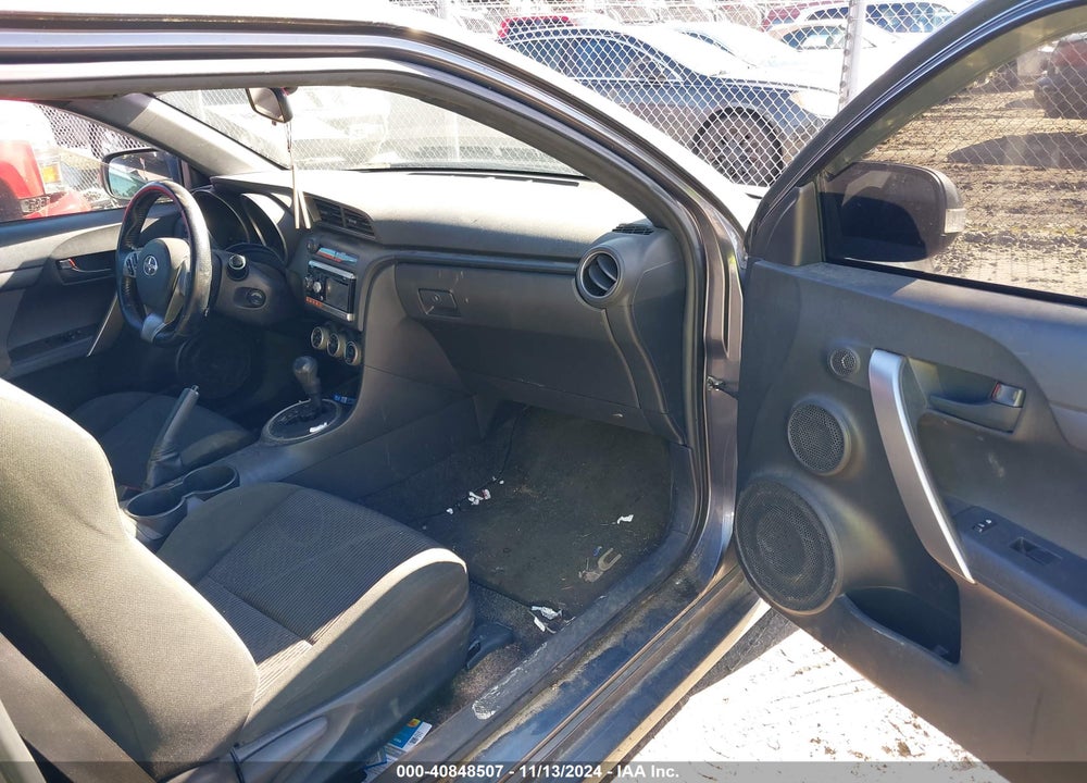 2011 SCION TC VIN: JTKJF5C78B3001934