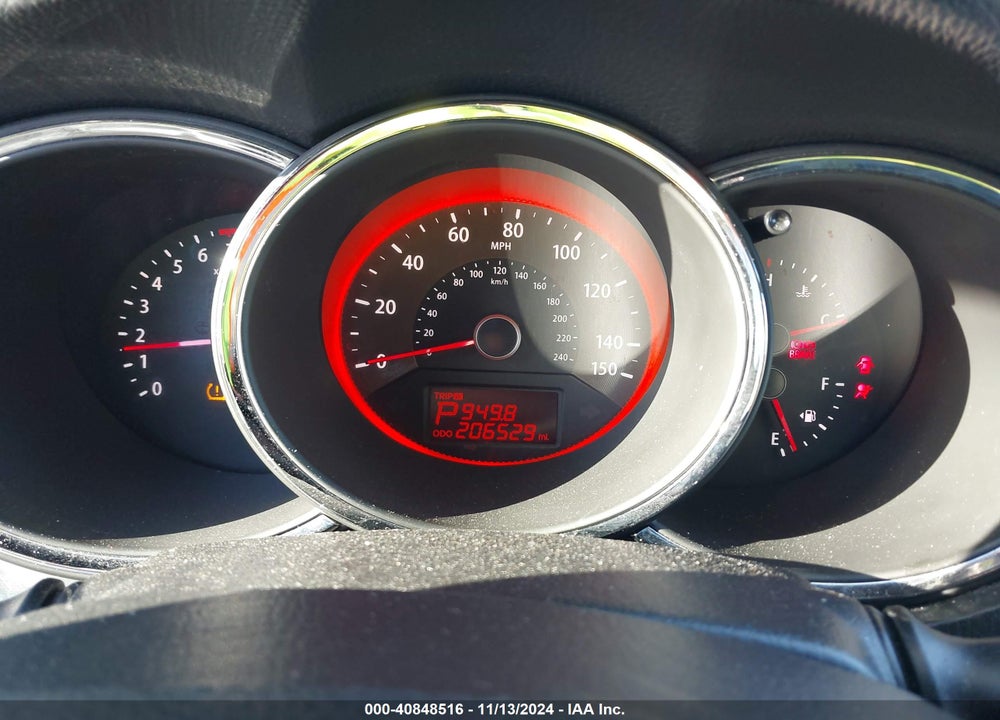 2011 KIA SORENTO SX V6 VIN: 5XYKWDA26BG147998