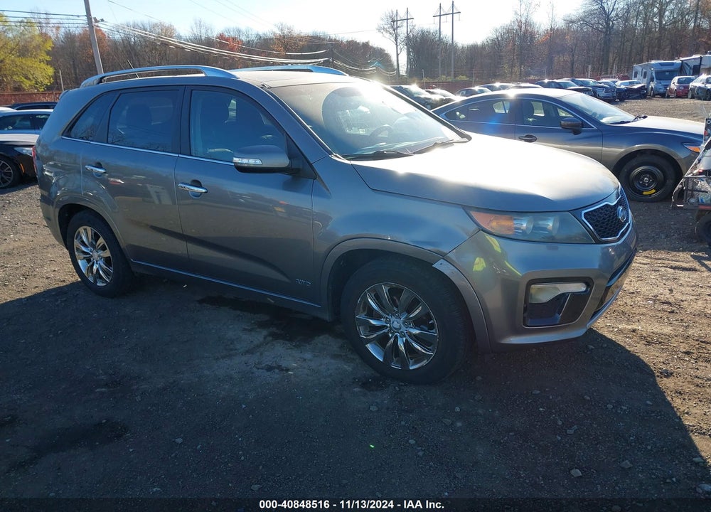 2011 KIA SORENTO SX V6 VIN: 5XYKWDA26BG147998