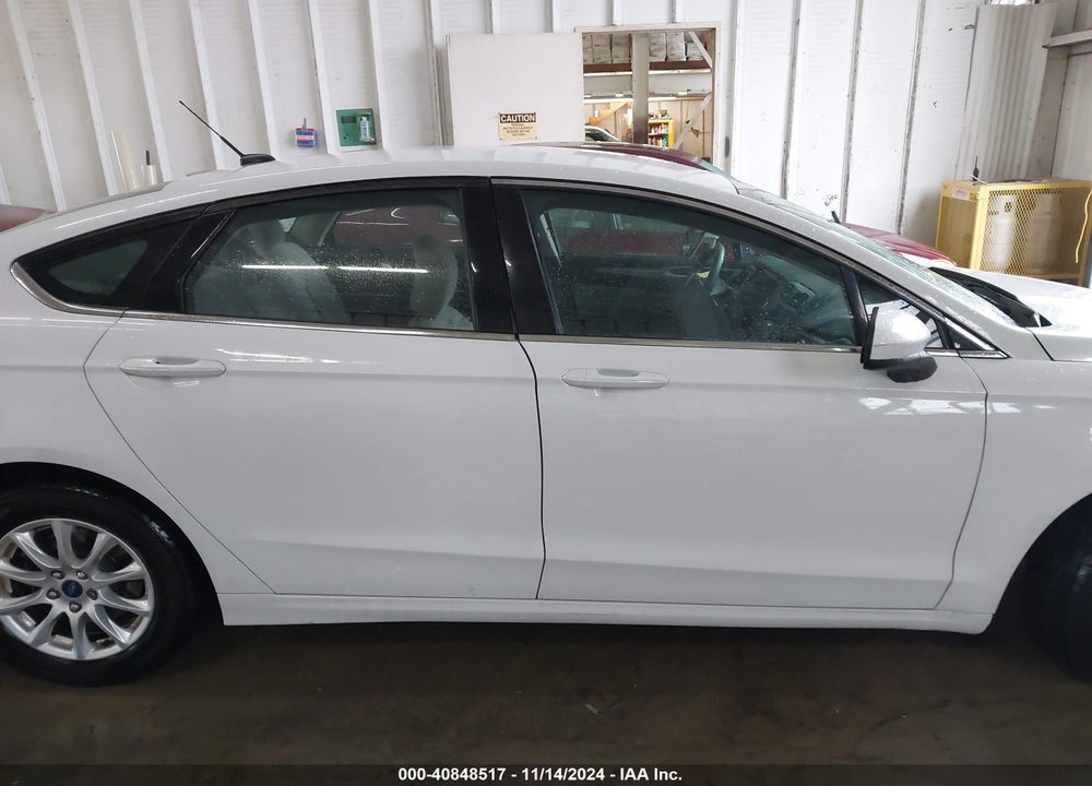 2017 FORD FUSION S VIN: 3FA6P0G74HR318911