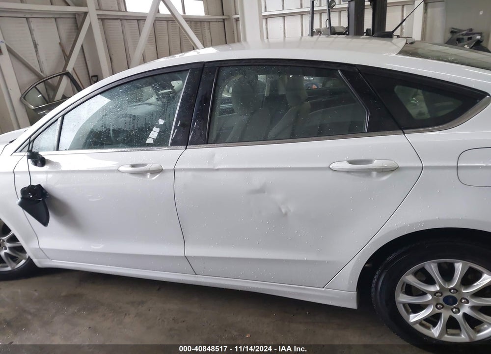 2017 FORD FUSION S VIN: 3FA6P0G74HR318911
