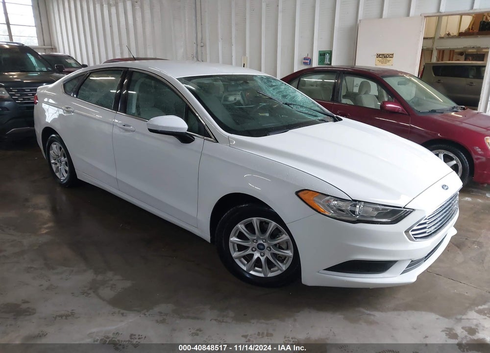 2017 FORD FUSION S VIN: 3FA6P0G74HR318911