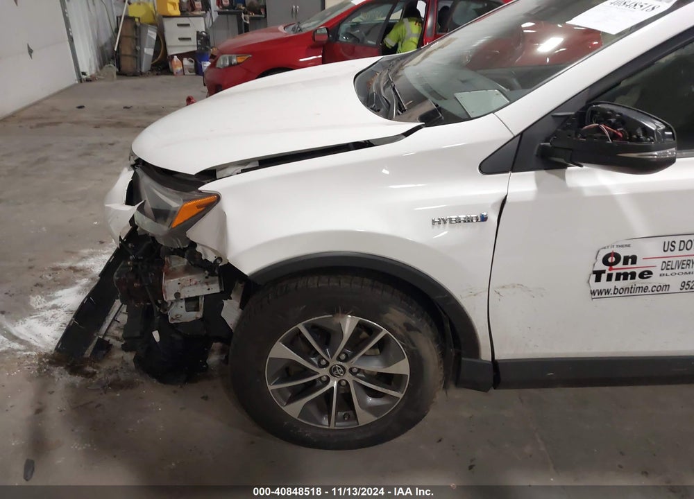 2017 TOYOTA RAV4 HV VIN: JTMRJREV5HD104484