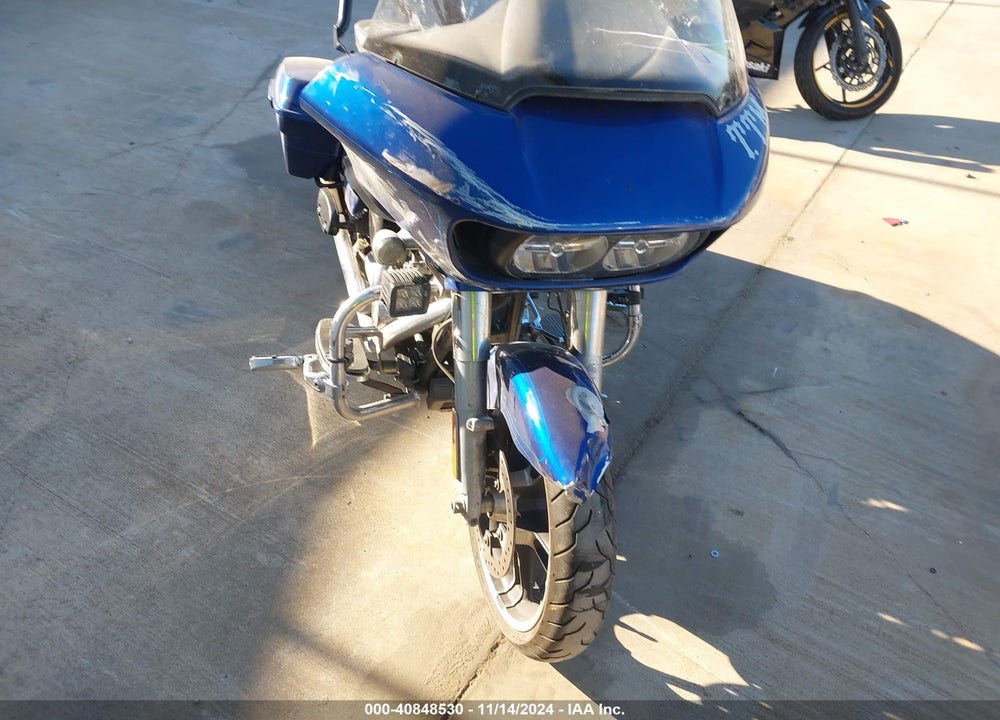 2015 HARLEY-DAVIDSON FLTRXS ROAD GLIDE SPECIAL VIN: 1HD1KTM11FB674673
