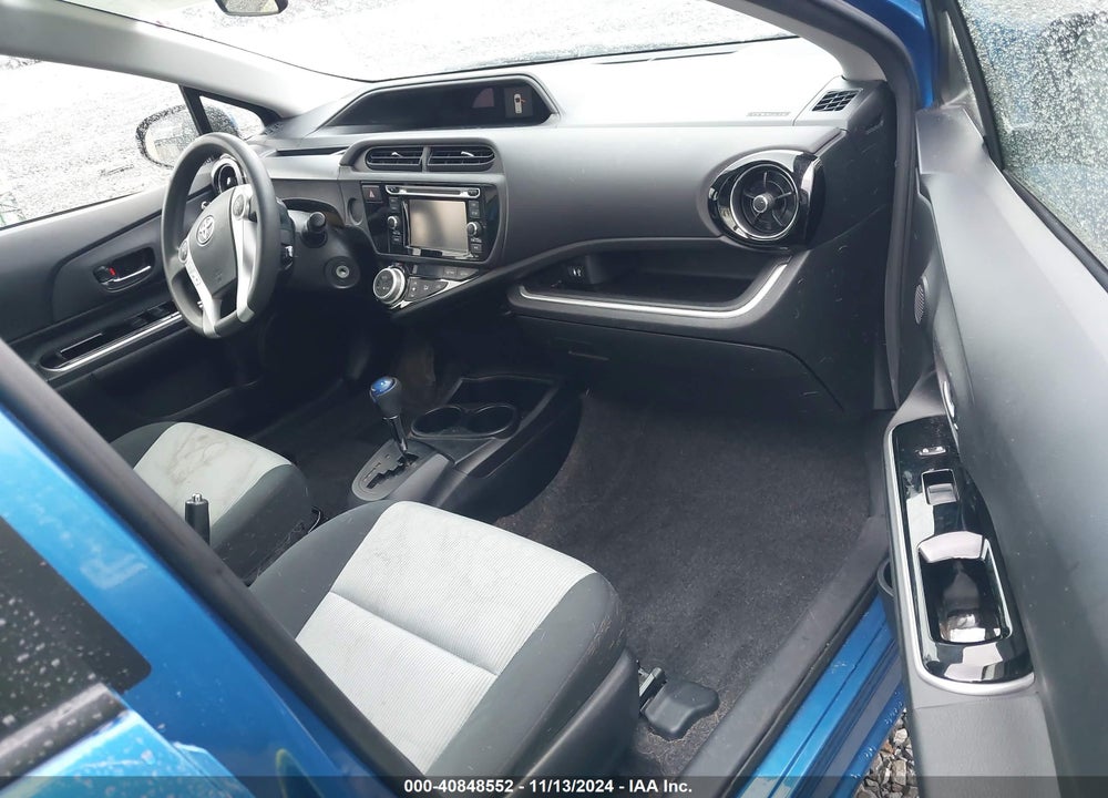 2015 TOYOTA PRIUS C TWO VIN: JTDKDTB36F1113346
