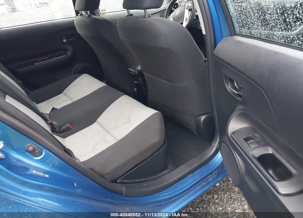 2015 TOYOTA PRIUS C TWO VIN: JTDKDTB36F1113346