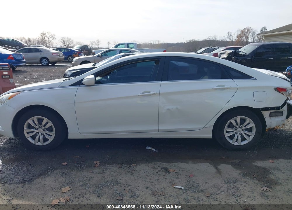 2011 HYUNDAI SONATA GLS VIN: 5NPEB4AC3BH223963