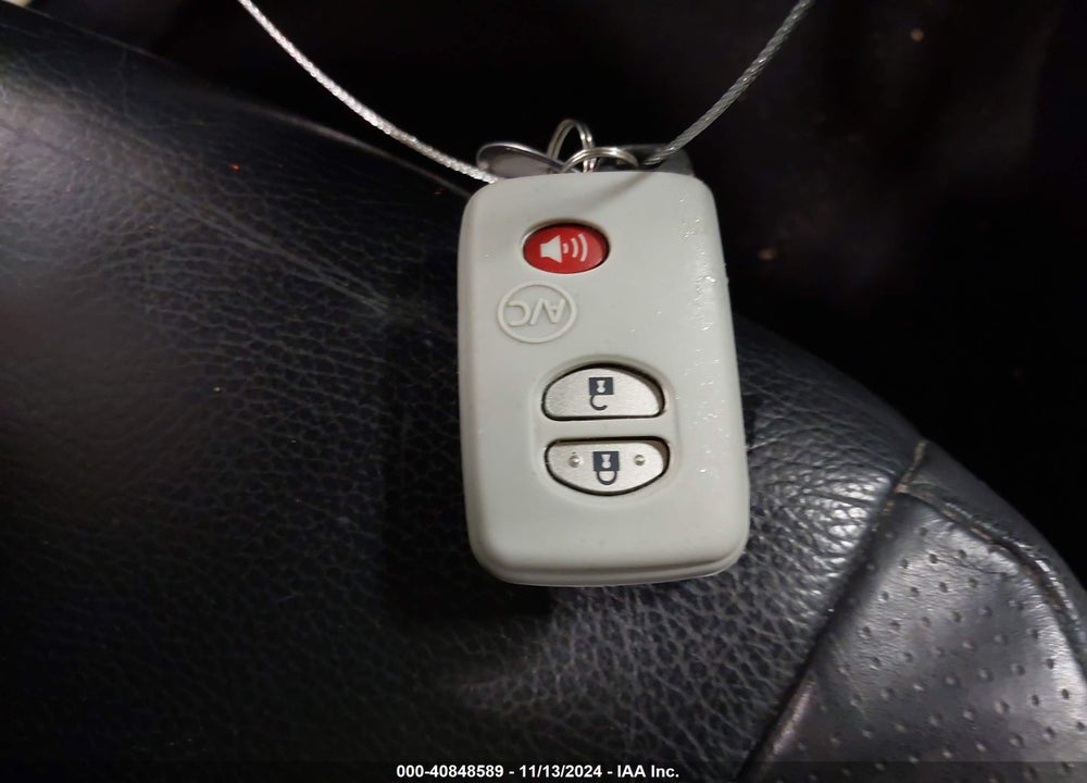 2011 TOYOTA 4RUNNER LIMITED V6 VIN: JTEBU5JR3B5048259