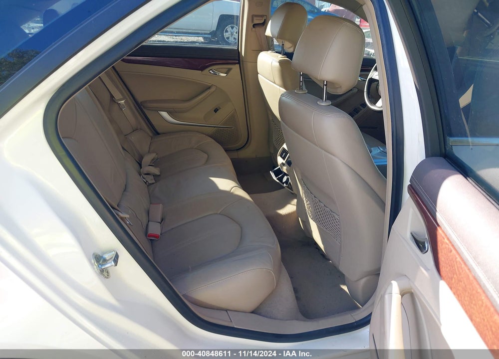 2010 CADILLAC CTS LUXURY VIN: 1G6DF8EG4A0112499