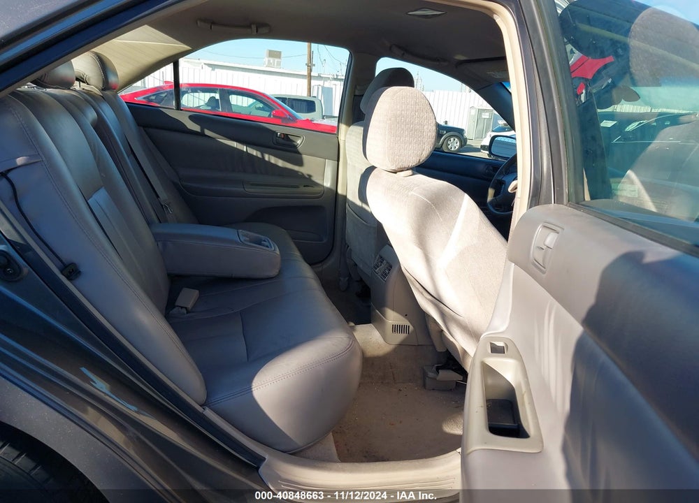 2003 TOYOTA CAMRY XLE VIN: JTDBE32K030232855
