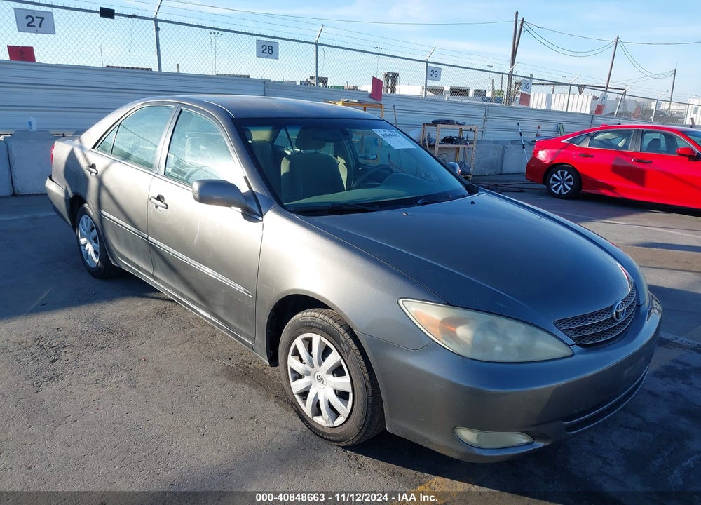 2003 TOYOTA CAMRY XLE VIN: JTDBE32K030232855