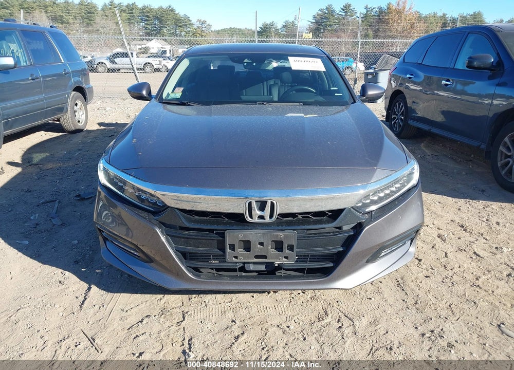 2018 HONDA ACCORD TOURING VIN: 1HGCV1F96JA105780