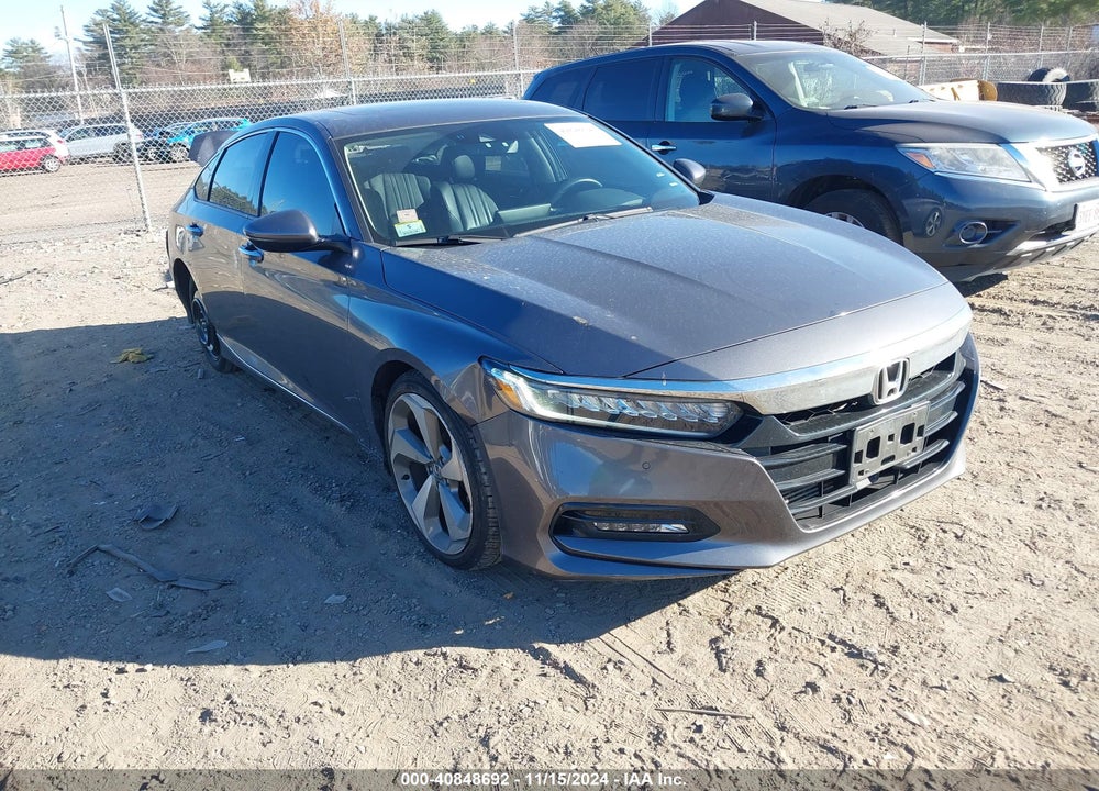 2018 HONDA ACCORD TOURING VIN: 1HGCV1F96JA105780