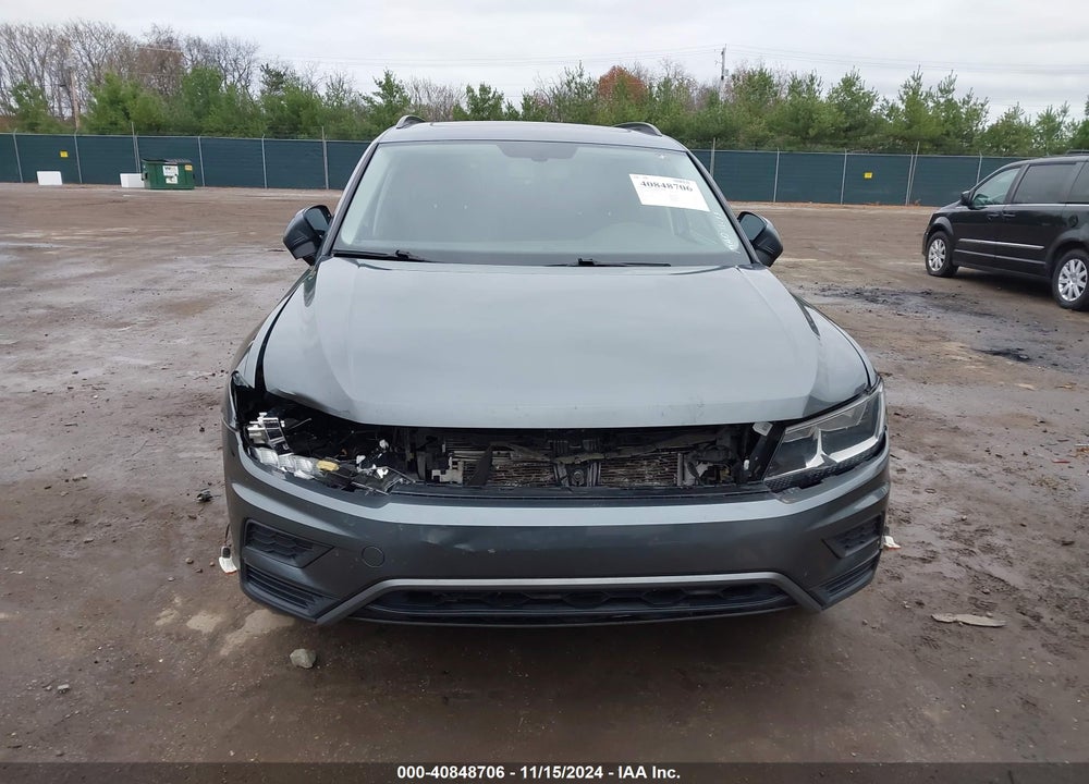 2019 VOLKSWAGEN TIGUAN 2.0T SE/2.0T SEL/2.0T SEL R-LINE/2.0T SEL R-LINE BLACK VIN: 3VV2B7AX6KM080607