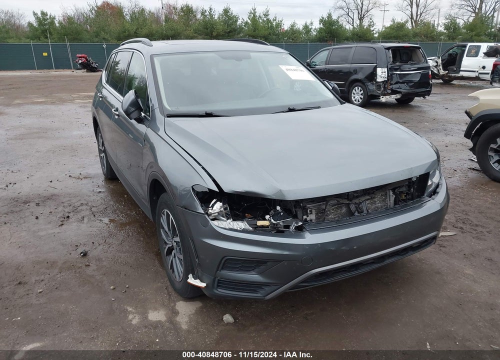 2019 VOLKSWAGEN TIGUAN 2.0T SE/2.0T SEL/2.0T SEL R-LINE/2.0T SEL R-LINE BLACK VIN: 3VV2B7AX6KM080607