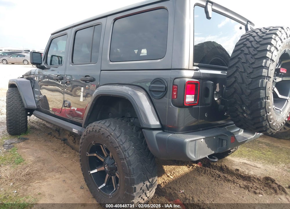 2019 JEEP WRANGLER UNLIMITED SAHARA 4X4 VIN: 1C4HJXEG7KW661801
