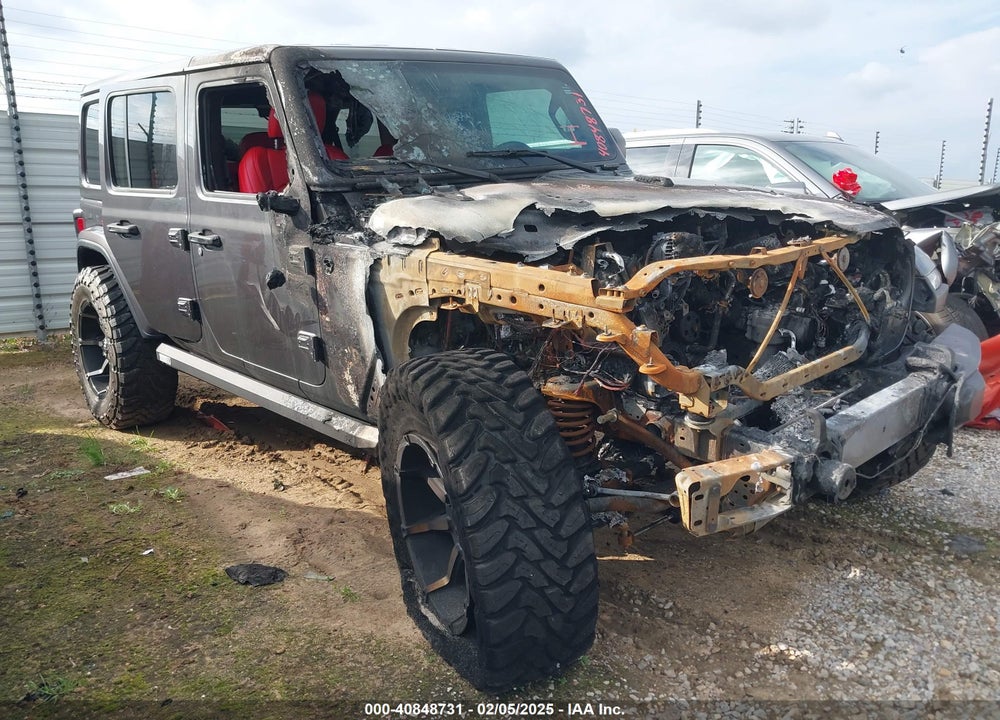 2019 JEEP WRANGLER UNLIMITED SAHARA 4X4 VIN: 1C4HJXEG7KW661801