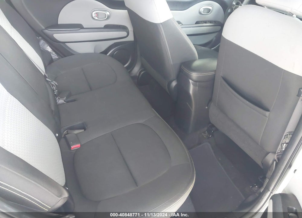 2015 KIA SOUL VIN: KNDJP3A5XF7162004