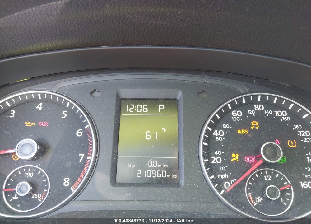2015 VOLKSWAGEN PASSAT VIN: 1VWAS7A34FC108965