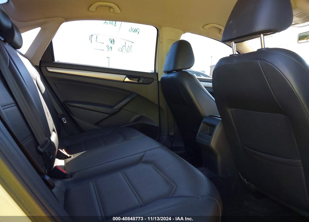 2015 VOLKSWAGEN PASSAT VIN: 1VWAS7A34FC108965