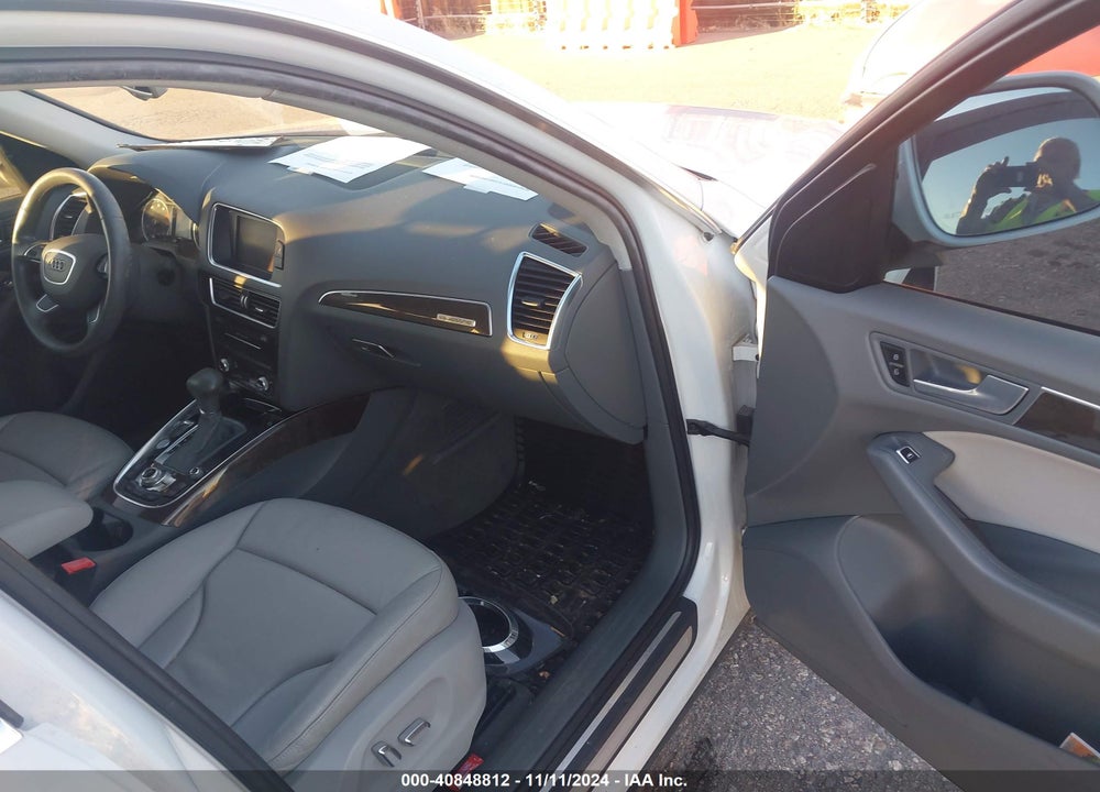 2014 AUDI Q5 2.0T PREMIUM VIN: WA1LFAFP5EA042181