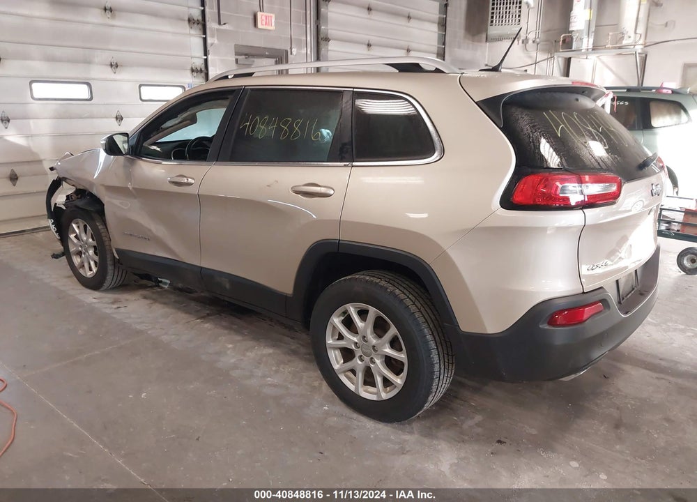 2015 JEEP CHEROKEE LATITUDE VIN: 1C4PJMCS6FW600110