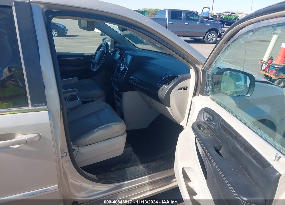 2013 CHRYSLER TOWN & COUNTRY TOURING VIN: 2C4RC1BGXDR525383
