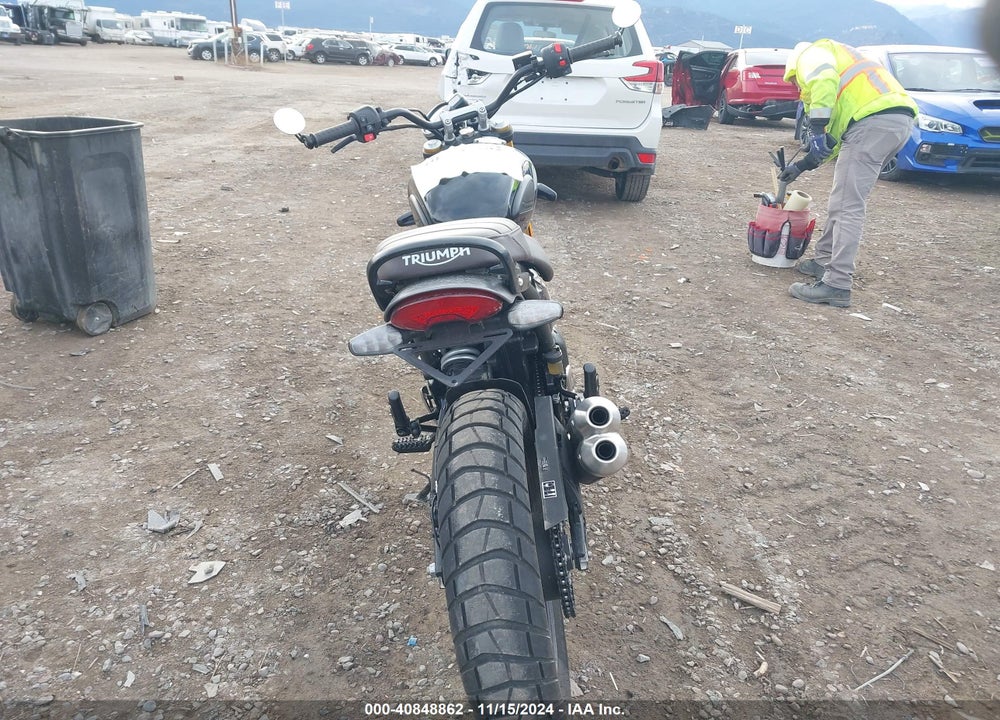 2024 TRIUMPH MOTORCYCLE SCRAMBLER 400 X VIN: SMTT147Y4RNA11004