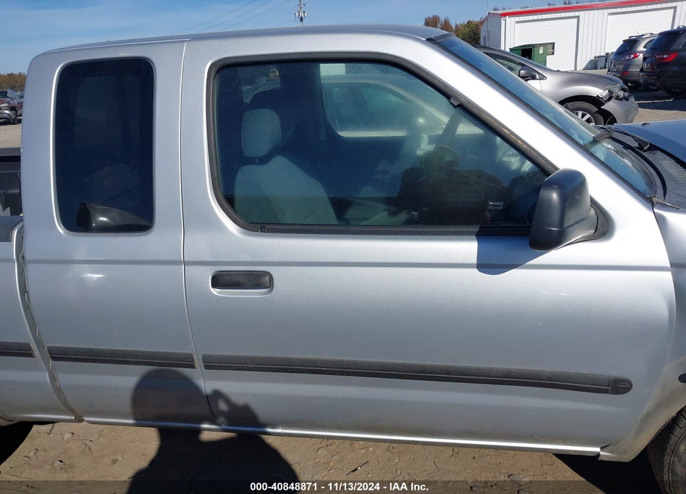 2004 NISSAN FRONTIER XE VIN: 1N6DD26T74C449924