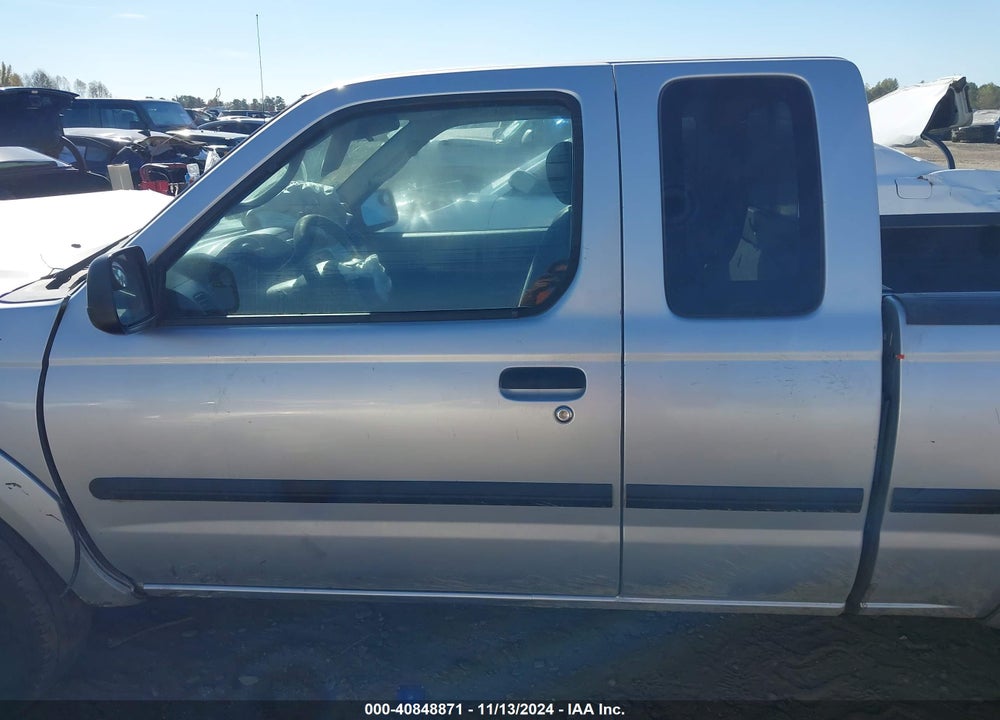2004 NISSAN FRONTIER XE VIN: 1N6DD26T74C449924
