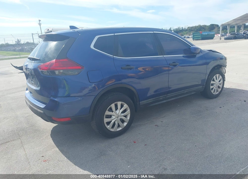 2018 NISSAN ROGUE S VIN: KNMAT2MV7JP550625