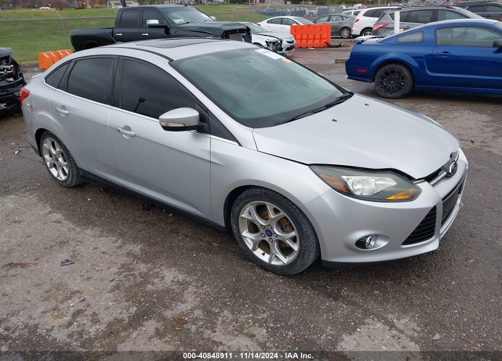 2014 FORD FOCUS TITANIUM VIN: 1FADP3J21EL292980