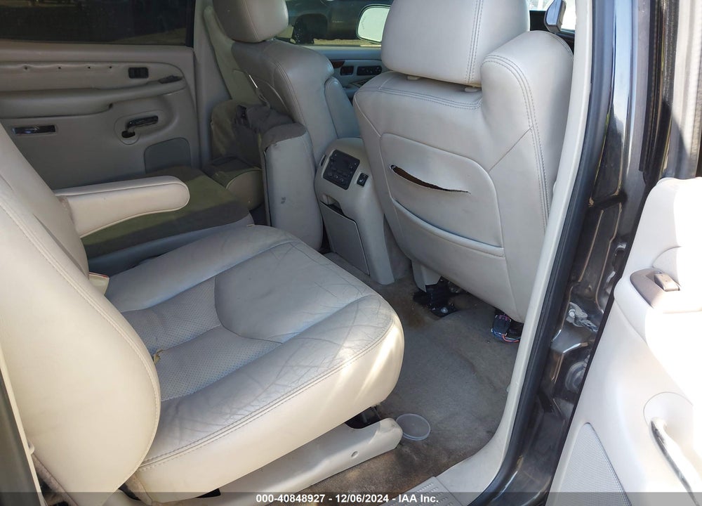 2004 CADILLAC ESCALADE ESV STANDARD VIN: 3GYFK66N34G246143