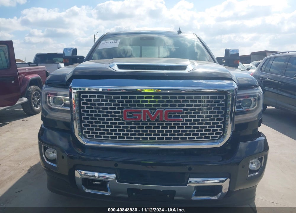 2018 GMC SIERRA 2500HD DENALI VIN: 1GT12UEY5JF280064