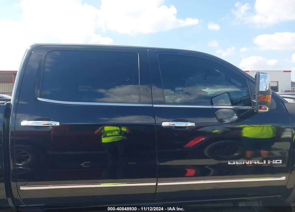 2018 GMC SIERRA 2500HD DENALI VIN: 1GT12UEY5JF280064