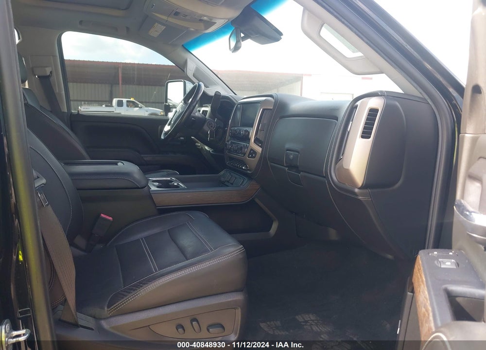 2018 GMC SIERRA 2500HD DENALI VIN: 1GT12UEY5JF280064