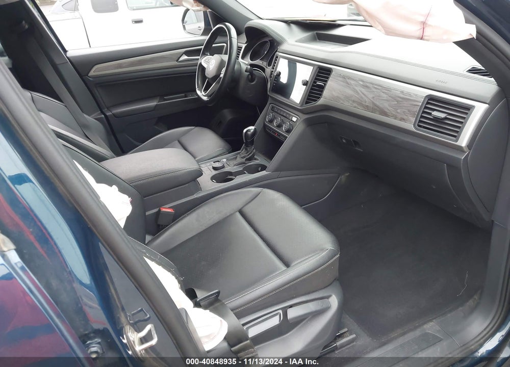 2020 VOLKSWAGEN ATLAS CROSS SPORT 2.0T SE VIN: 1V24C2CA2LC202011