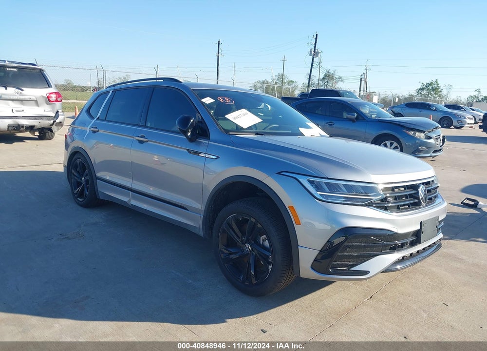 2024 VOLKSWAGEN TIGUAN 2.0T SE R-LINE BLACK/SE BLACK VIN: 3VVCB7AXXRM065901