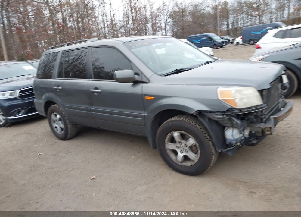 2008 HONDA PILOT EX VIN: 5FNYF184X8B055602
