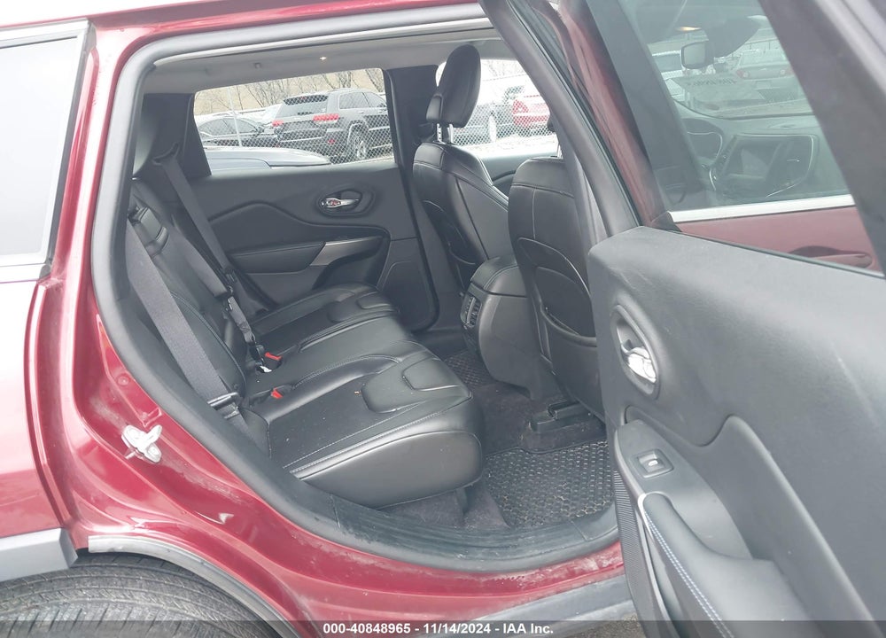 2019 JEEP CHEROKEE LATITUDE PLUS 4X4 VIN: 1C4PJMLB9KD236030